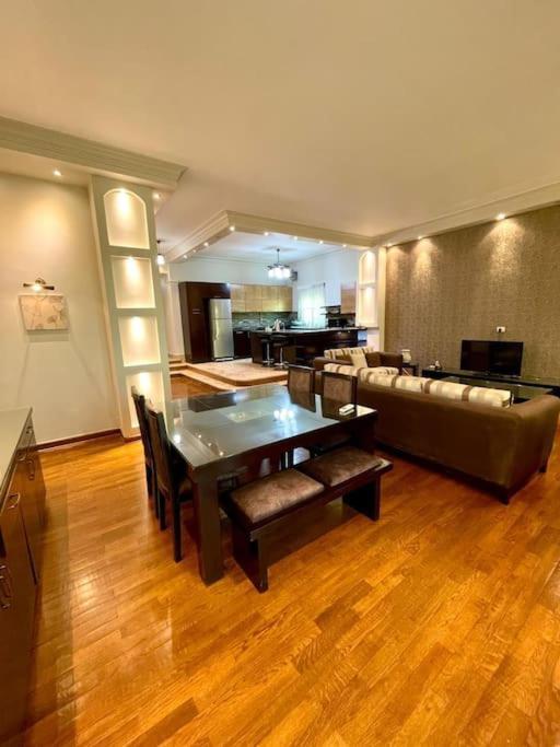 3bedroom New Apartment